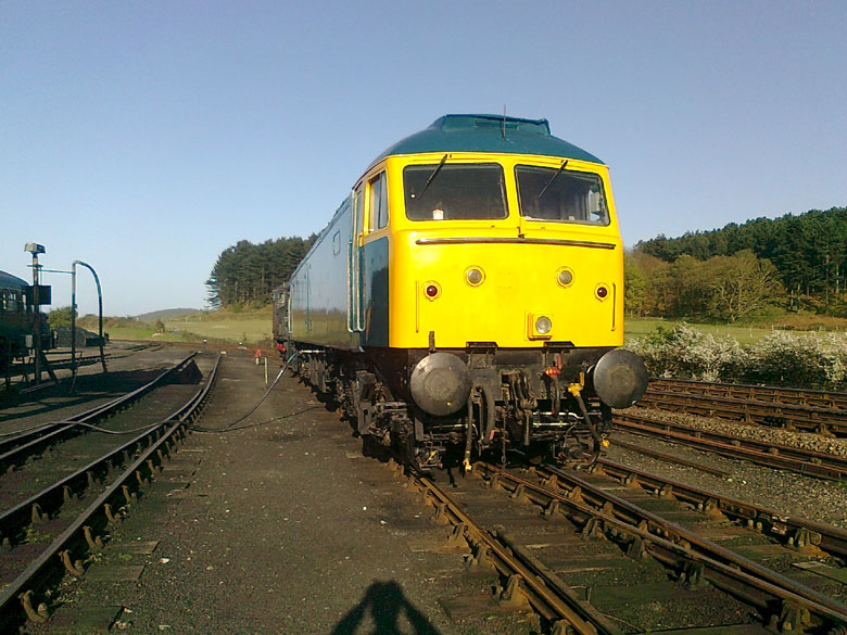 47367 receiving its first load of fresh diesel for 2011, Photo by Andre Kent