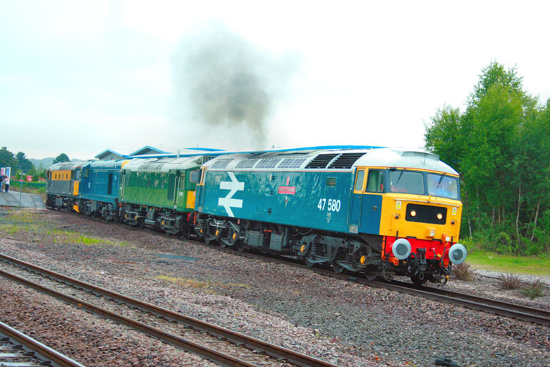 47580 passes through Newton Abbot D7612, 20110 and 33002 0V47 10:20 Eastleigh - 
								Buckfasteligh on 05/12/09, Photo by Nathan Williamson