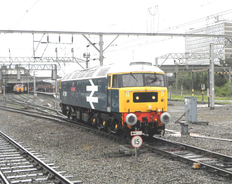 47580 comes off at Crewe after bringing in 1Z80 07:06 Tyesely - Carlisle on 20/06/09, Photo by Tim Fenton