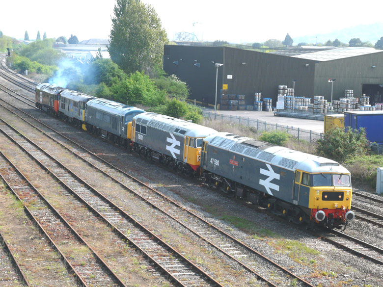 47580 at Gloucester with 56101, 45133, 31271, & 50135 with 0Z56 08:30 Kidderminster-Swanage on 05/05/10, Photo by Lorraine Hopkins
