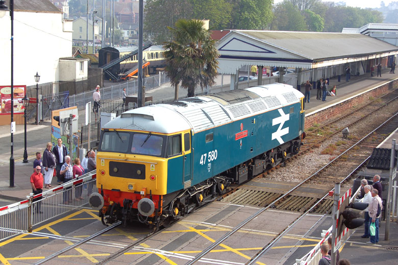 47580 arrives at Paignton on 24/04/10, Photo by Matt Carey
