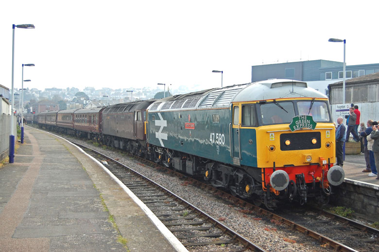 47580 enters Paignton station with the ecs from Goodrington Sands to work 1Z11 
								16:33 to Leeds on 24/04/10, Photo by Andrew Ward