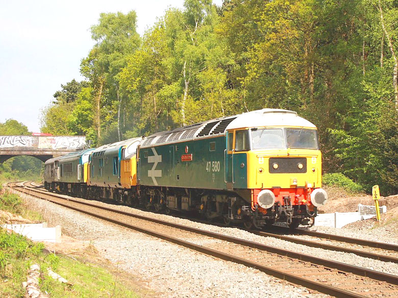 47580 passes Streetly with 37254, 45133 & 31271 with 0Z98 09:10 Kidderminster-Tyesely via Butterley on 19/05/10, Photo by Gaz Robinson