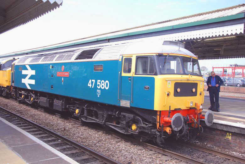 47580 at Westbury with 0Z97 08:15 Swanage-Kidderminster on 18/05/10, Photo by Ian Savigar