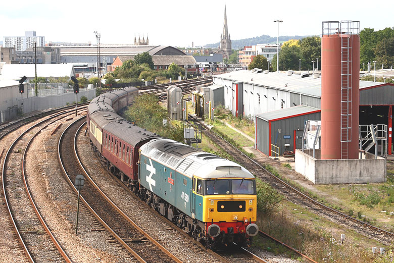 47580 departs Crewe with 5Z19 10:45 Carnforth - Bristol T.M. on 20/09/10, Photo by Tom Curtis