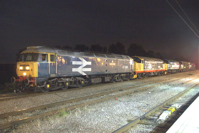 47580 at Ely waiting to depart with 1Z40 19:25 Fletton Jn. - Wymondham on 22/10/10, Photo by Geoff Tibble