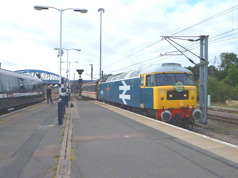 47580 arrives at Peterborough with 1Z51 05:05 Norwich-Carlisle on 07/08/10, Photo by Julian Davis