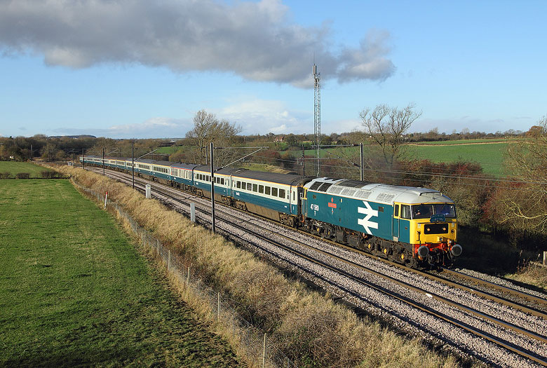 47580 departs York with 1Z47 06:05 Leicester - Edinburgh on 13/11/10, Photo by Phil Chilton