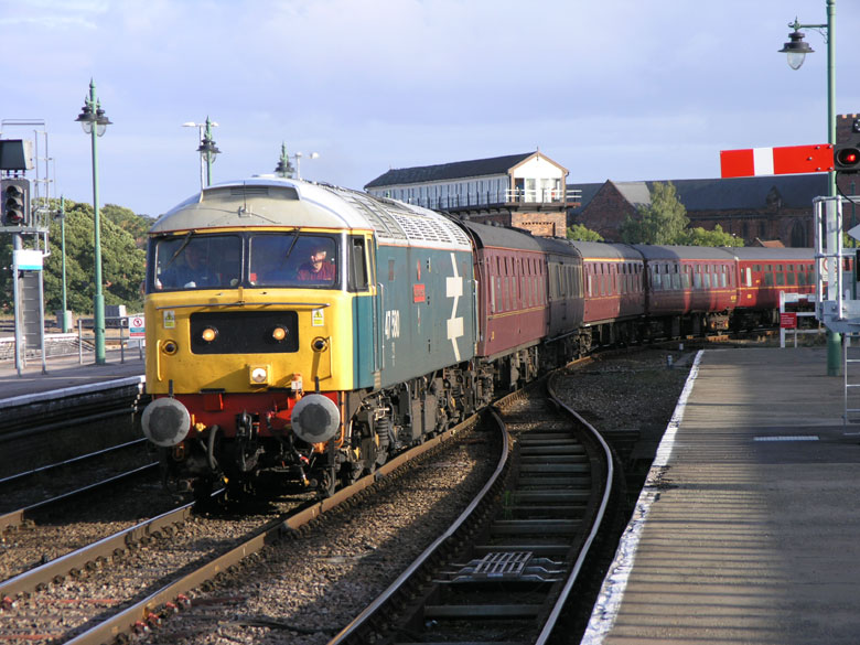 47580 passes through Shrewsbury with 5Z20 12:42 Bristol T.M. - Carnforth on 20/09/10, Photo by Neil Clifton