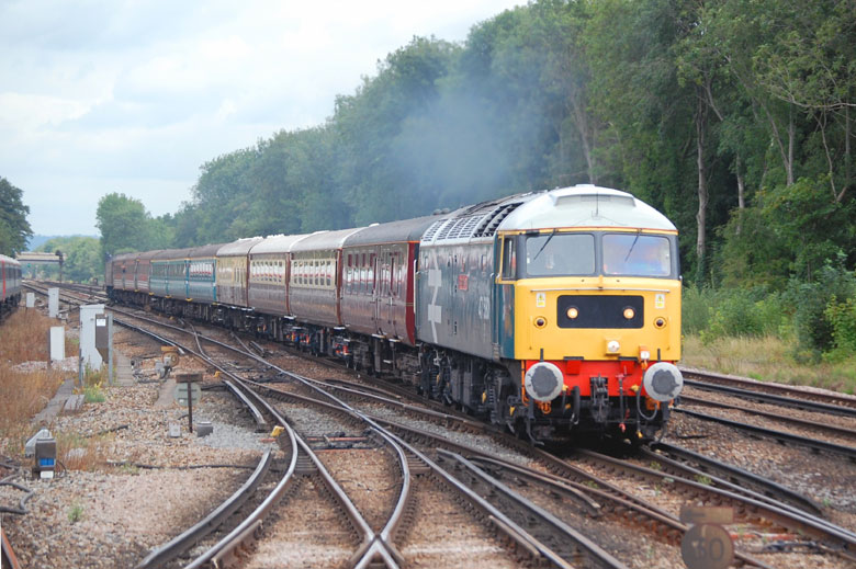 47580 approches Three Bridges with 1Z58 05:28 Chesterfield-Eastbourne on 11/08/10, Photo by Richard Bradley
