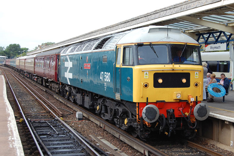 47580 arrives back into Weymouth with 5Z63 empty stock from Jersey Sidings on 19/08/10, Photo by Andrew Ward