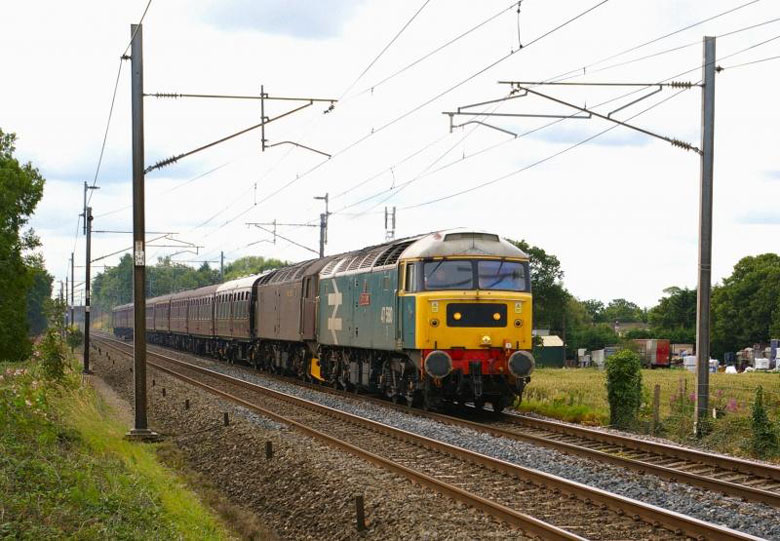 47580 approaches Brock LC with 1Z21 06:02 Llandudno Jn. - Ravensglass with 47760 in tow on 23/07/11, Photo by Martin Brown