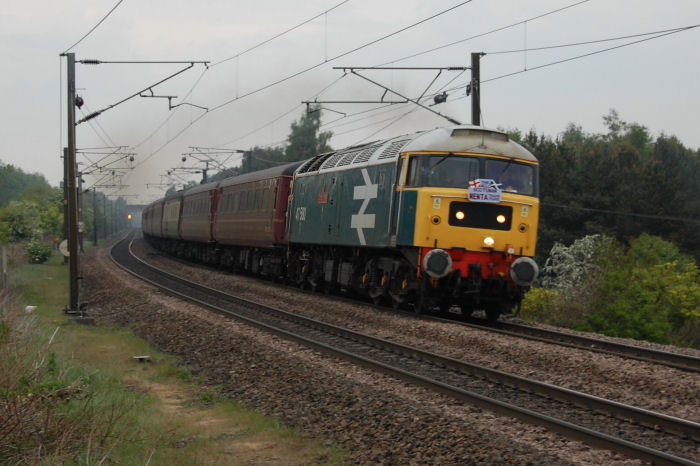 47580 passes Browney with 1Z21 04:25 Norwich - Edinburgh on 07/05/11, Photo by Brian Sherrington