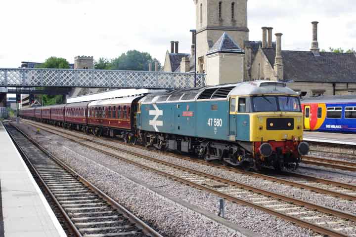 47580 arrives at Licoln with ECS 5Z26 10:52 Carnforth - Licoln on 29/07/11, Photo by Phil Ward