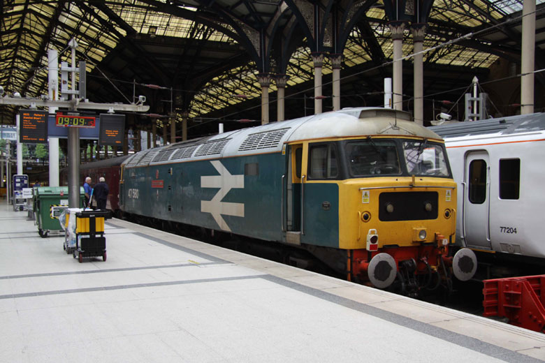 47580 at Liverpool St.with 5Z70 06:30 from Southall on 16/07/11, Photo by John Yelverton