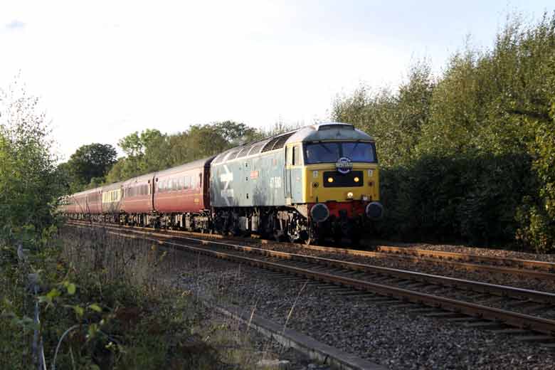 47580 with 1Z85 16:45 Carlisle - Norwich at Blaydon on 17/09/11, Photo by Steven Hedley