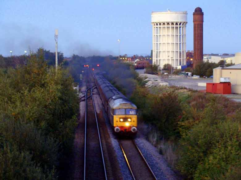 47580 departs Goole for Boston with 1Z24 15:23 Scarborough - Boston on 28/09/11, Photo by Michael Rothwell