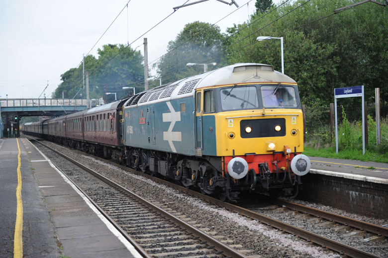 47580 passes Leyland with 1Z80 16:11 Carlisle - Crewe on 01/08/11, Photo by Mark Ainsworth
