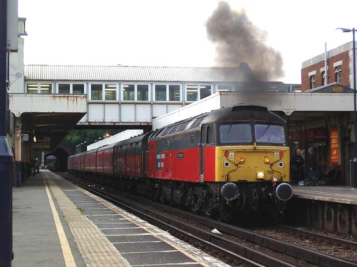 47732 departs Dover with 1M01 19:40 to Willesden Railnet on 23/07/03, Photo by Chris Marsh