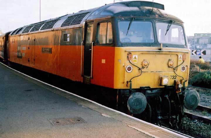 47732 at Holyhead on 31/12/03, Photo by Gareth Higgins