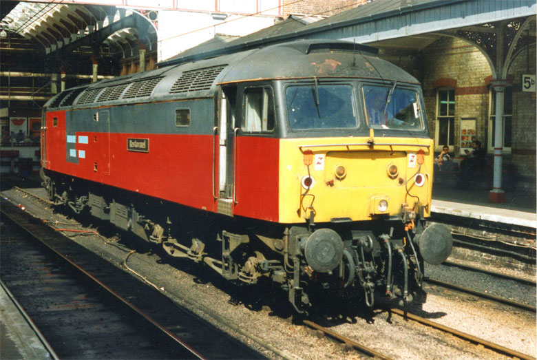 47732 passes through Didcot Parkway on 12/08/98, Photo by Tim Easter