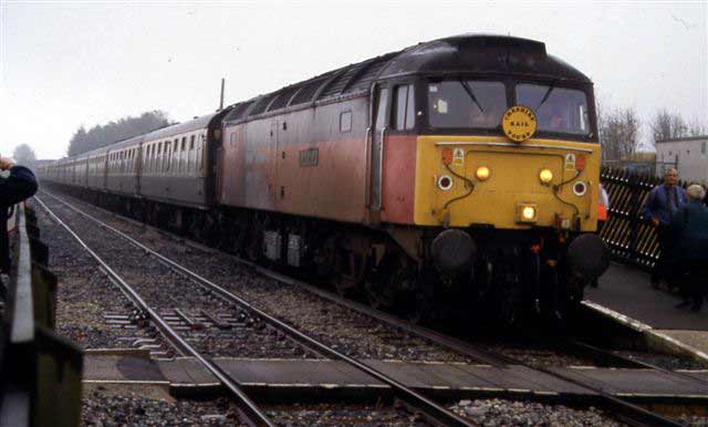 47732 at Ribblehead with 06:22 Cardiff C. - Carlisle charter, Date 20/10/01, Photo by Alan Lea